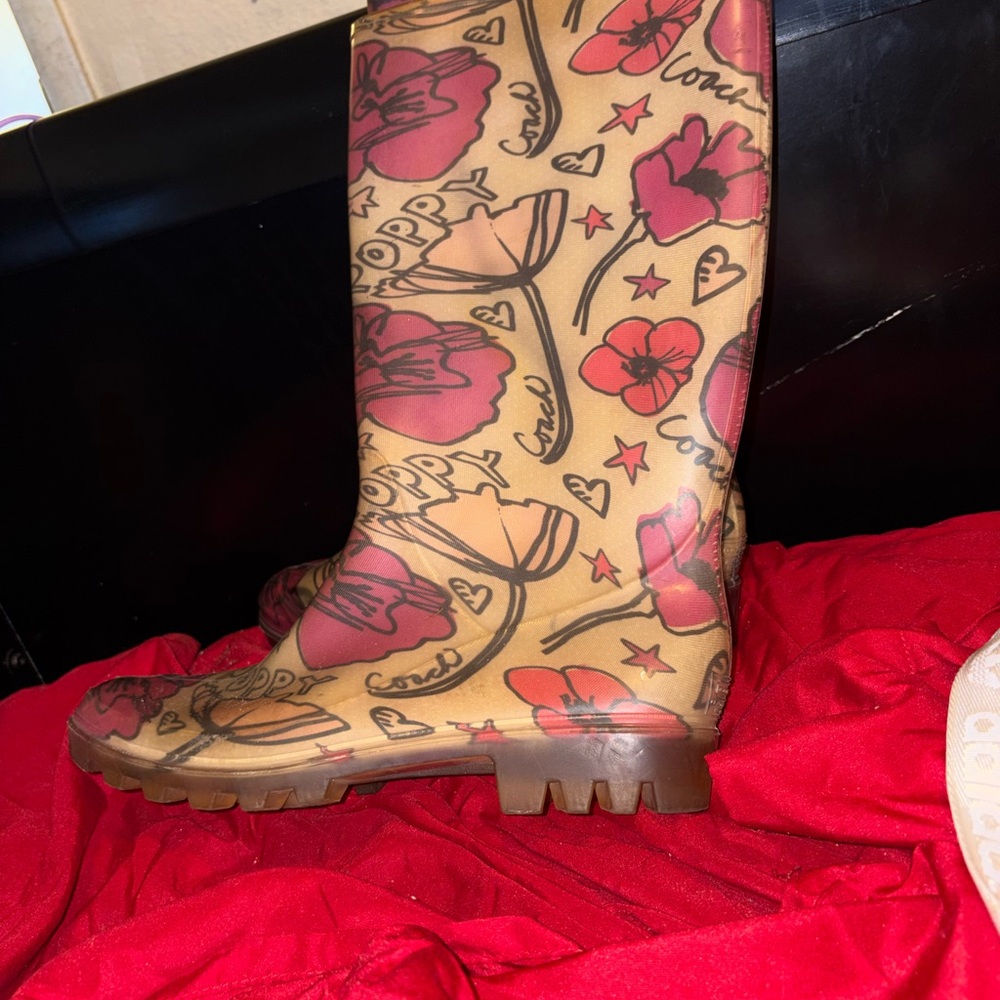 Coach Floral Print Tan Rain Boots with Pink Accents - Picture 3 of 4